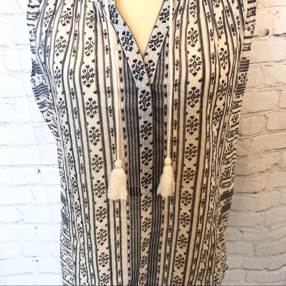 Paige Blue & White Pullover Patterned Tank Top - image 6